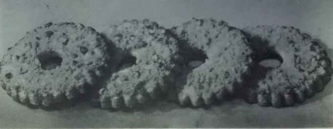 Cake "Shortbread ring." Bilde fra boken "Produksjon av bakverk og kaker," 1976 