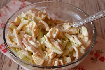 Svært velsmakende og anbud salat med blekksprut