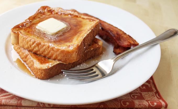 Krutonger kan leveres ikke bare søt, men også for eksempel med bacon. Bilder - Yandex. bilder