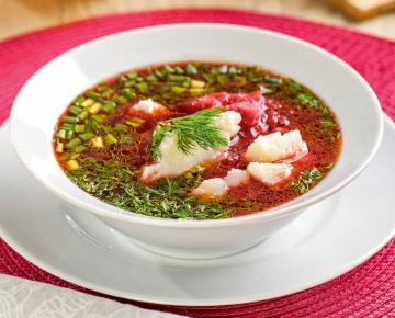 Klassisk kald suppe russisk mat