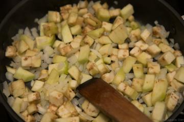 "Putaneska": pasta, i stedet for "møll"