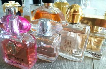 Parfyme: Hvor mange flasker bør være en kvinne i min mening