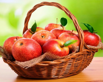 Retter laget av epler, som vil overraske den enkle forberedelser og god smak