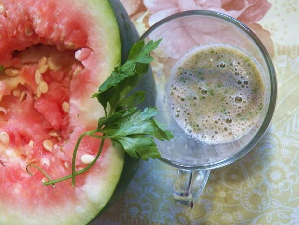 Vannmelon-persille cocktail